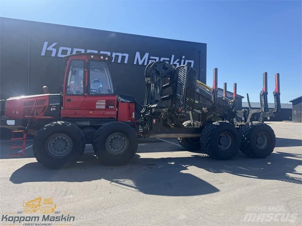 Komatsu 895 Forwarder