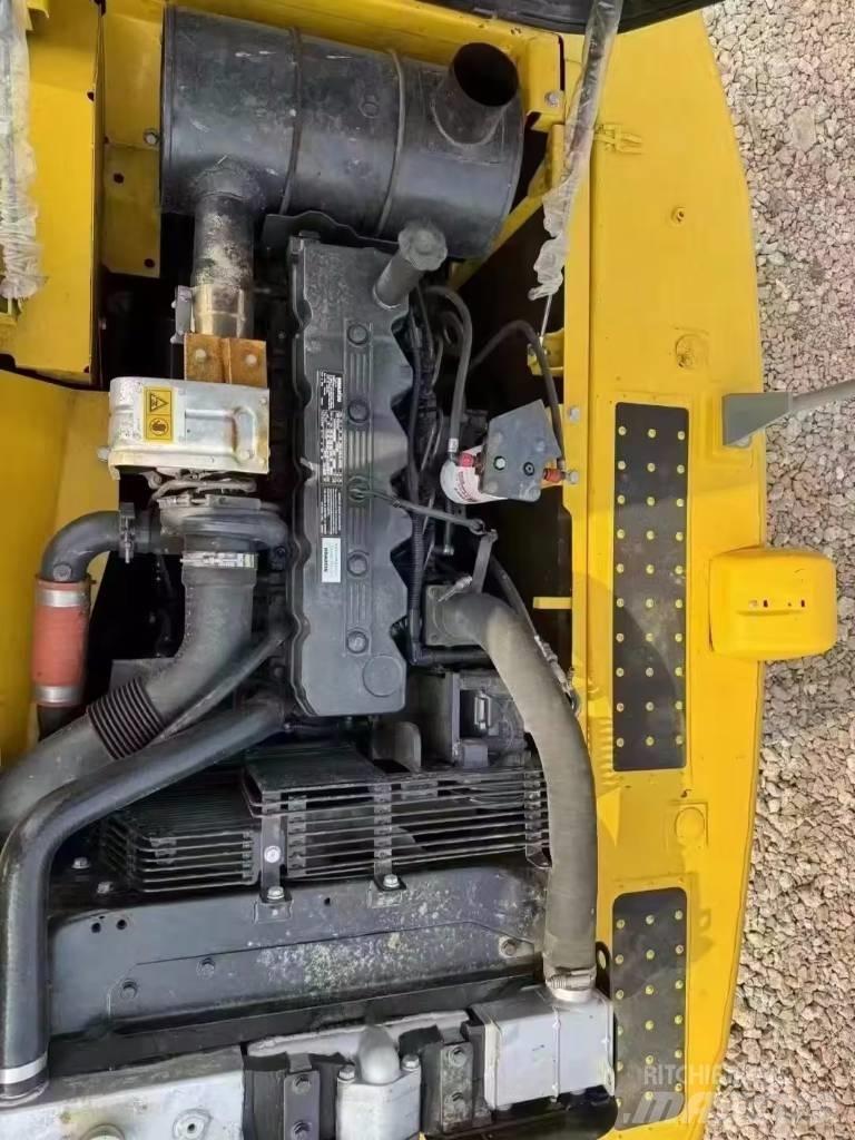 Komatsu PC 200 Raupenbagger