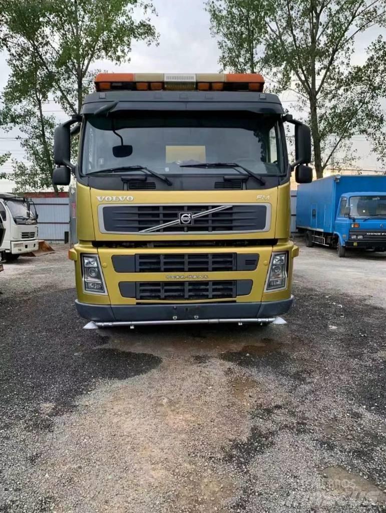 Volvo FM 380 Kommunal-Sonderfahrzeuge