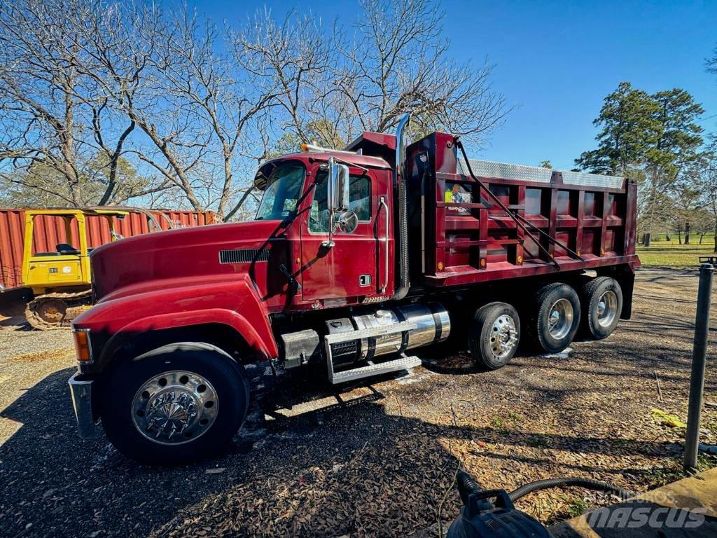 Mack CHU600 Kipper