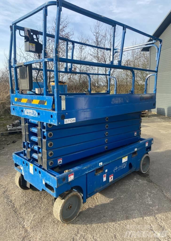 Haulotte Compact 14 Scheren-Arbeitsbühnen