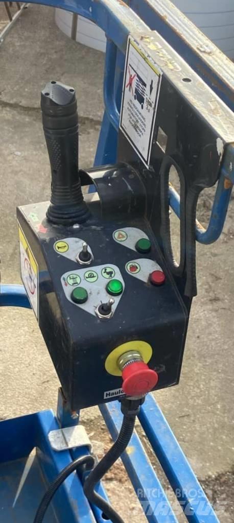 Haulotte Compact 14 Scheren-Arbeitsbühnen