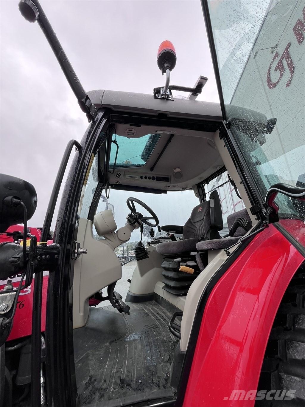 Massey Ferguson 5613 Traktoren