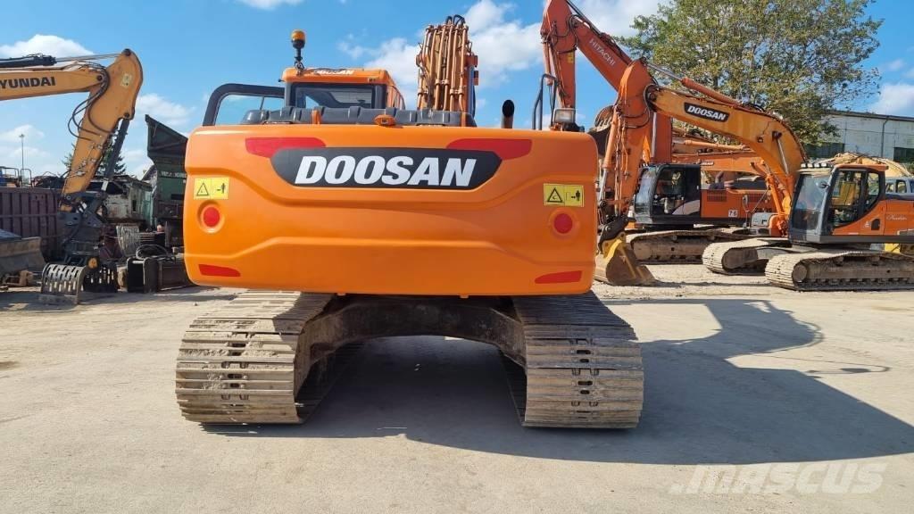 Doosan DX 225 Raupenbagger
