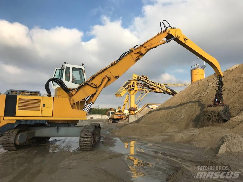 Liebherr R964 HDEW Materialumschlag