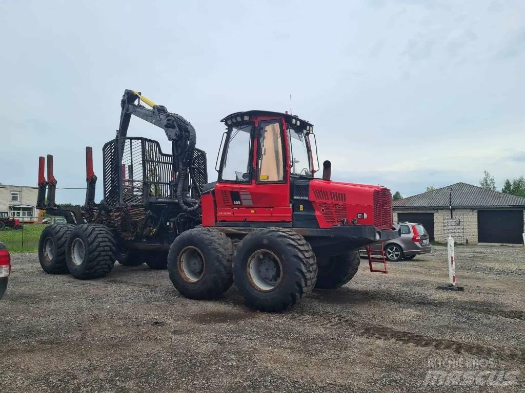 Komatsu 895 Forwarder
