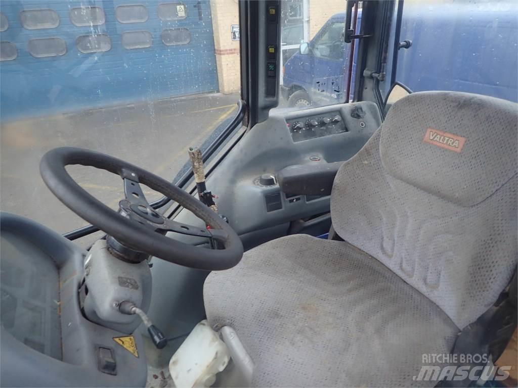 Valtra 900 Traktoren