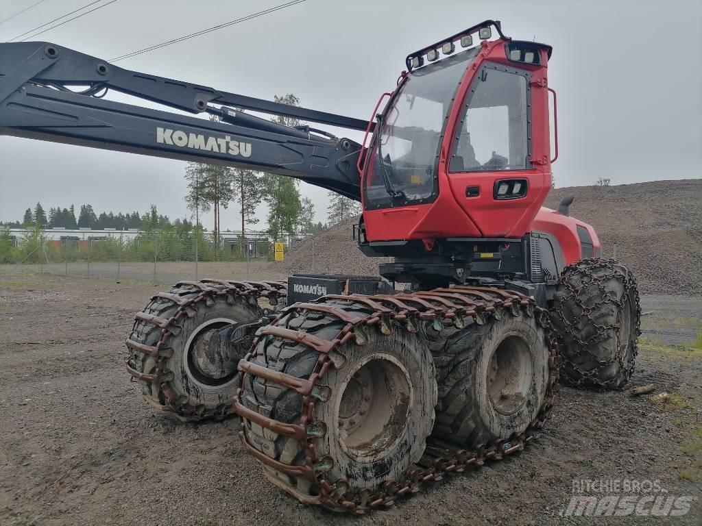 Komatsu 911 Harvester