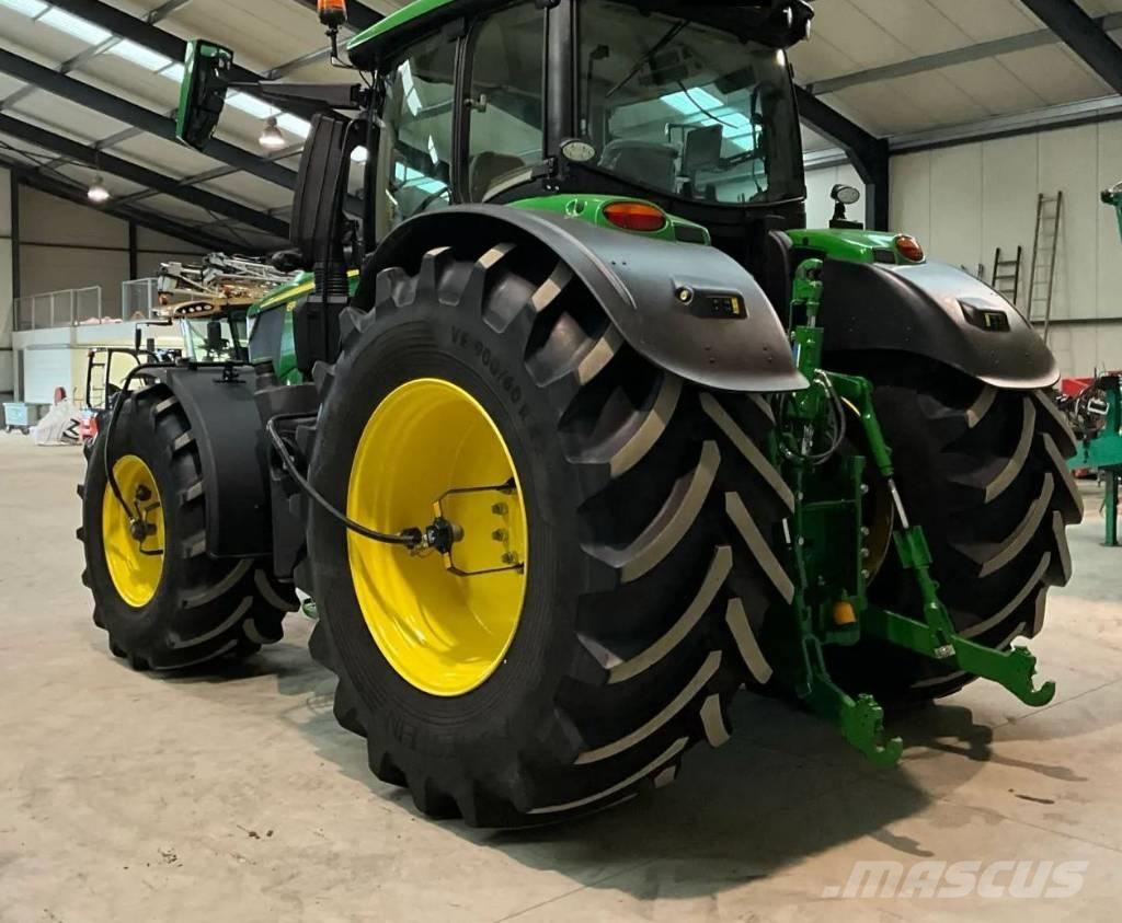 John Deere 6R 250 Traktoren