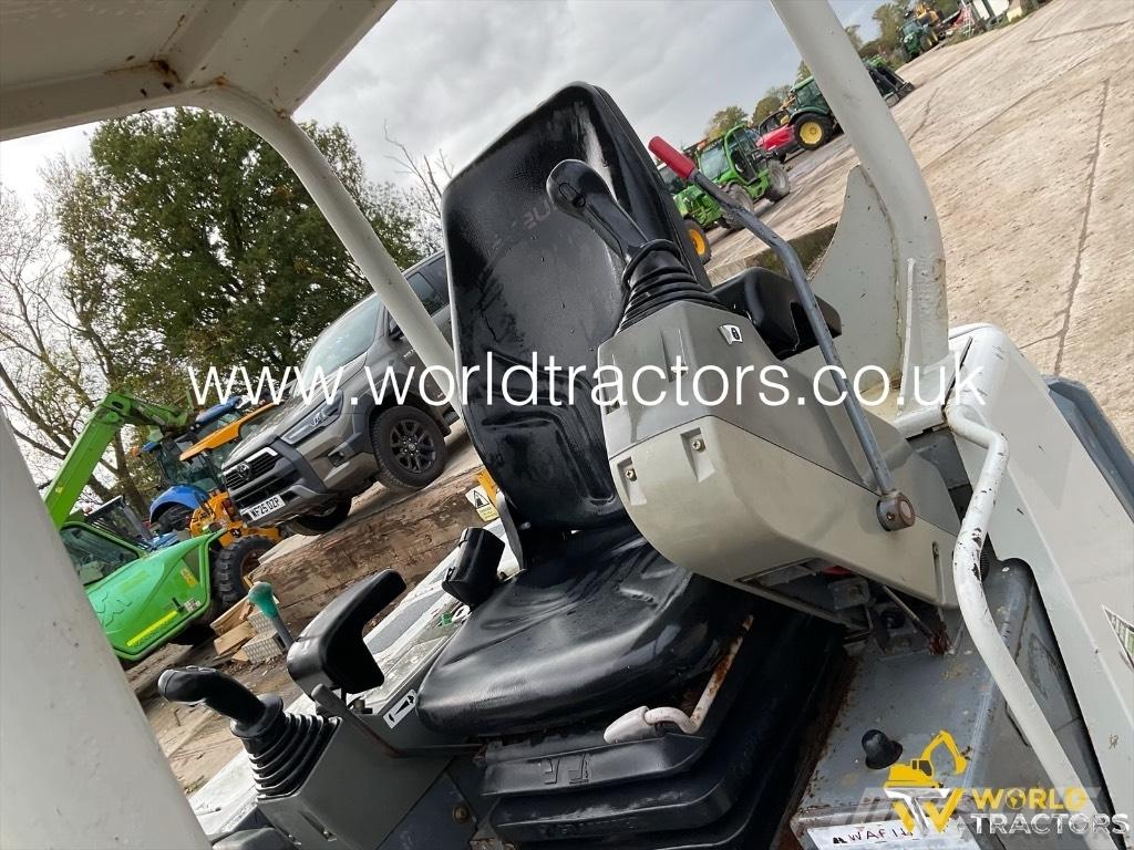 Takeuchi TB 228 Minibagger < 7t