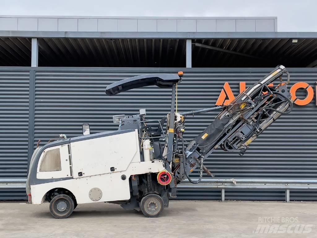 Wirtgen W 50 DC Asphaltfräsen