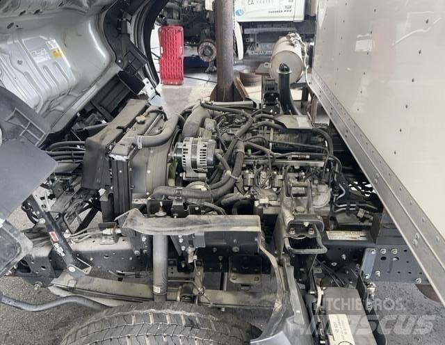 Isuzu NPR Kofferaufbau