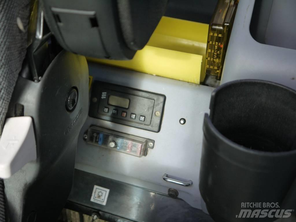 Komatsu PW 160-7E0 Mobilbagger