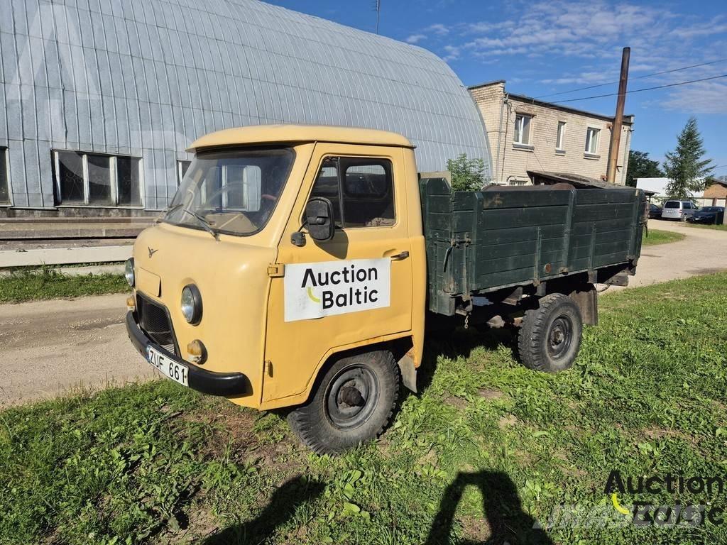  UAZ 3303 Pickup/Pritschenwagen