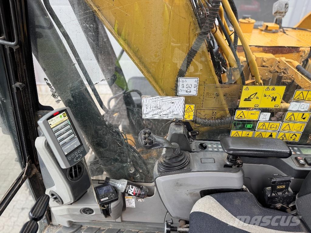 CAT 318 E L Raupenbagger