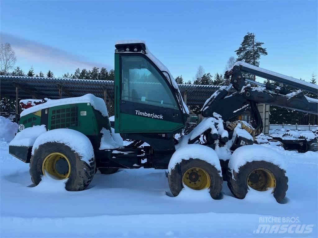 Timberjack 1070 Harvester