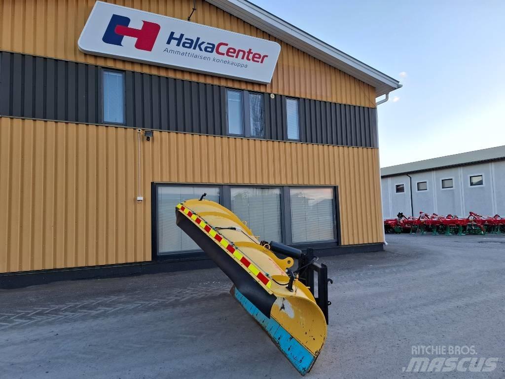 Soukkio AK 3400 Schneeschilde und -pflüge