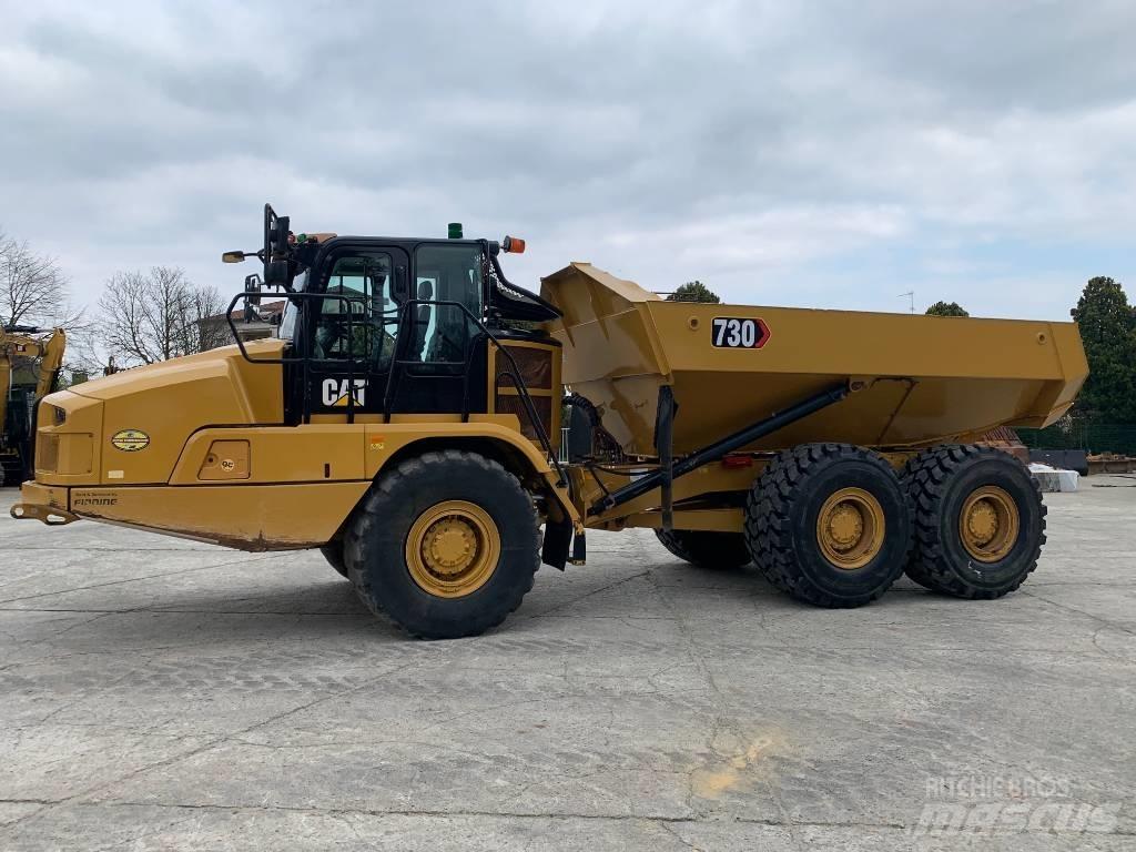 CAT 730 Dumper - Knickgelenk