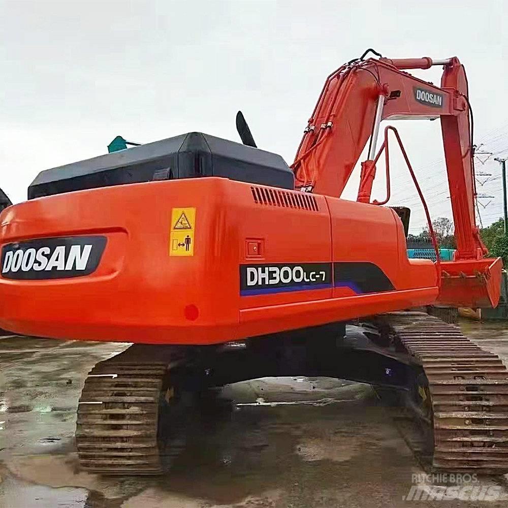 Doosan 300 Raupenbagger