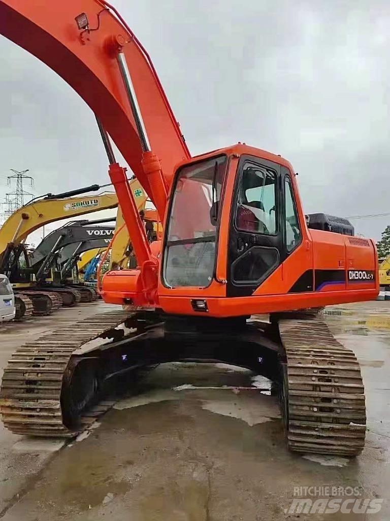 Doosan 300 Raupenbagger