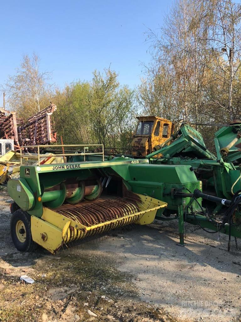 John Deere 459 Quaderpressen