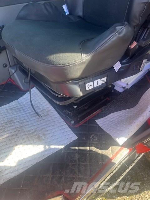 Komatsu 931 XC Harvester