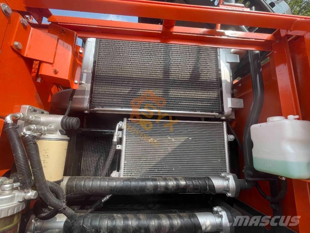 Doosan DX 300 Raupenbagger