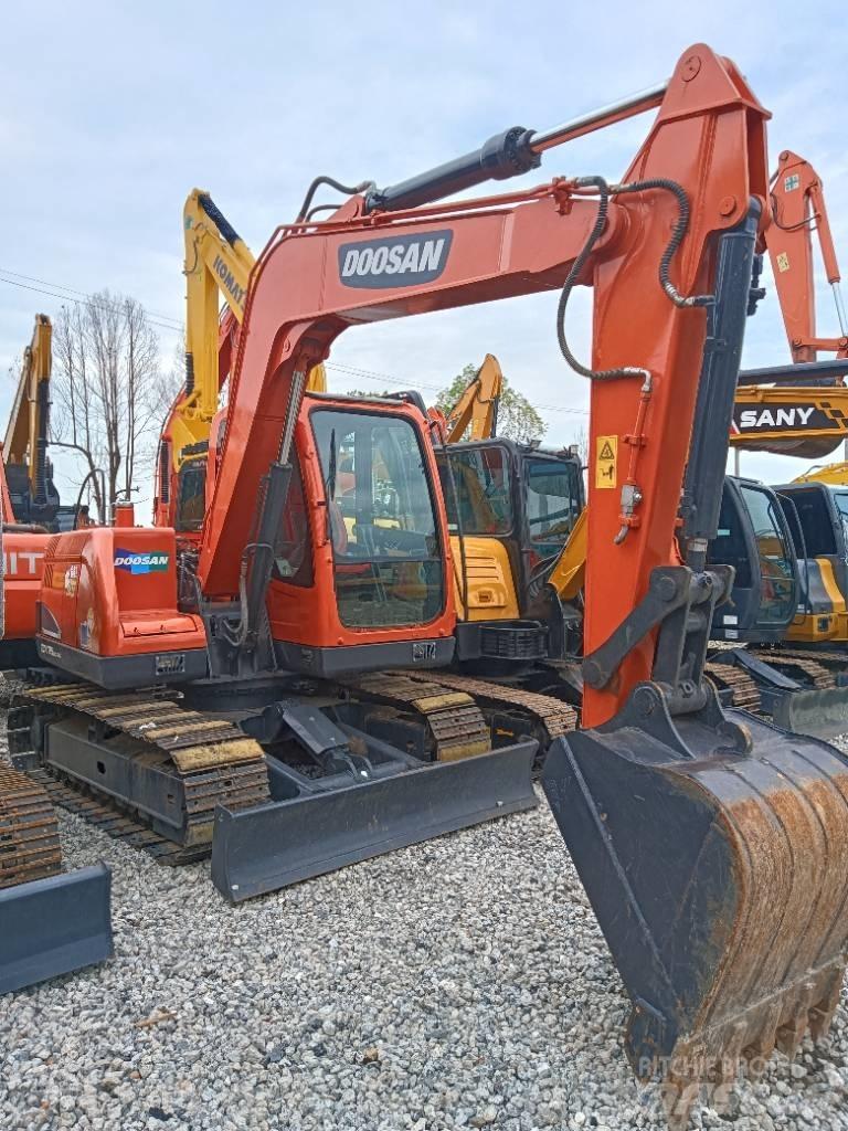 Doosan DX 75 Minibagger < 7t