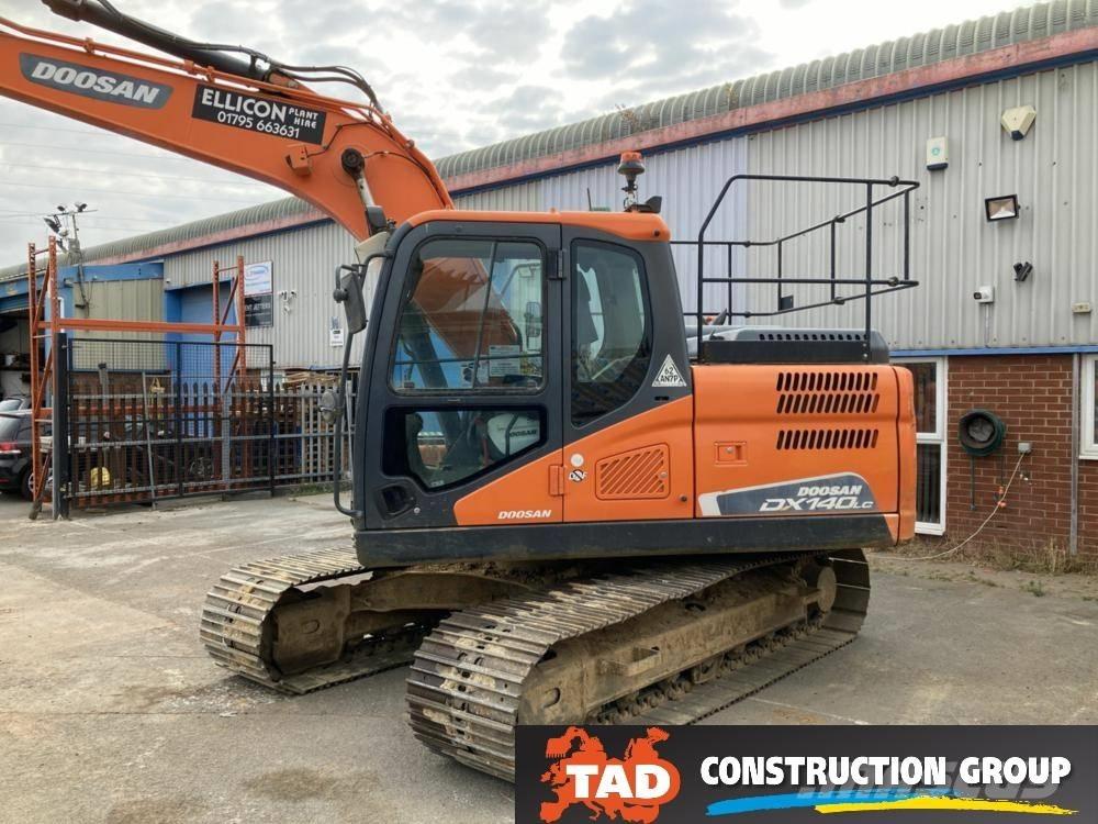 Doosan DX 140 LC Raupenbagger