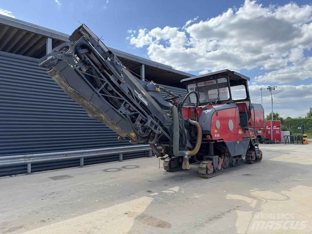 Wirtgen W 150 Asphaltfräsen