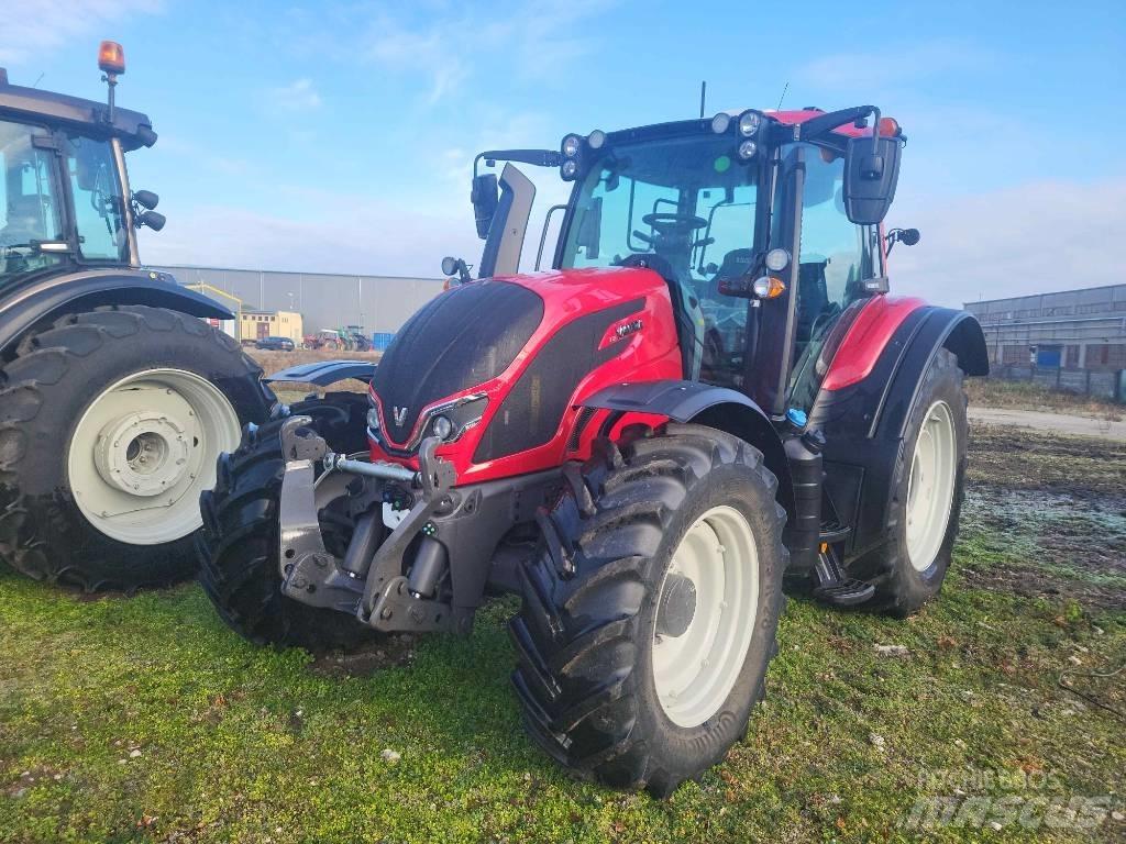 Valtra N 155 Versu Traktoren