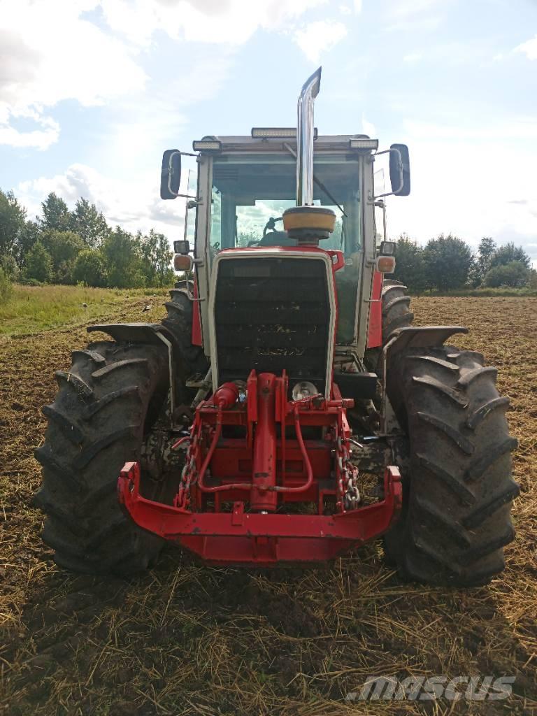 Massey Ferguson 2725 Traktoren
