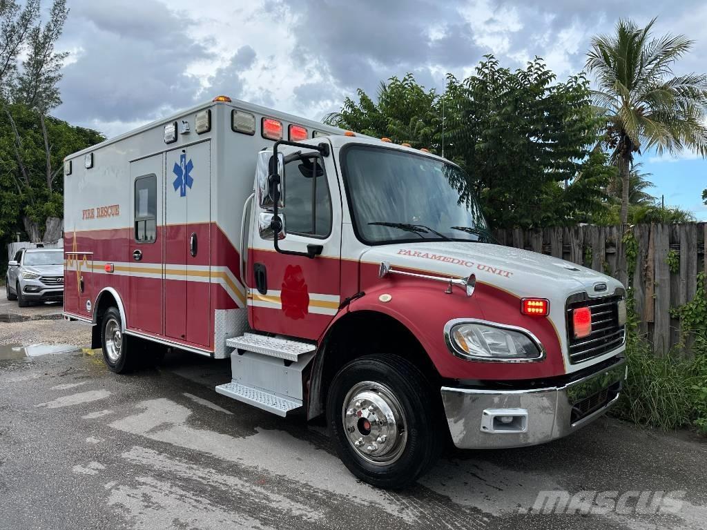Freightliner M2 Krankenwagen