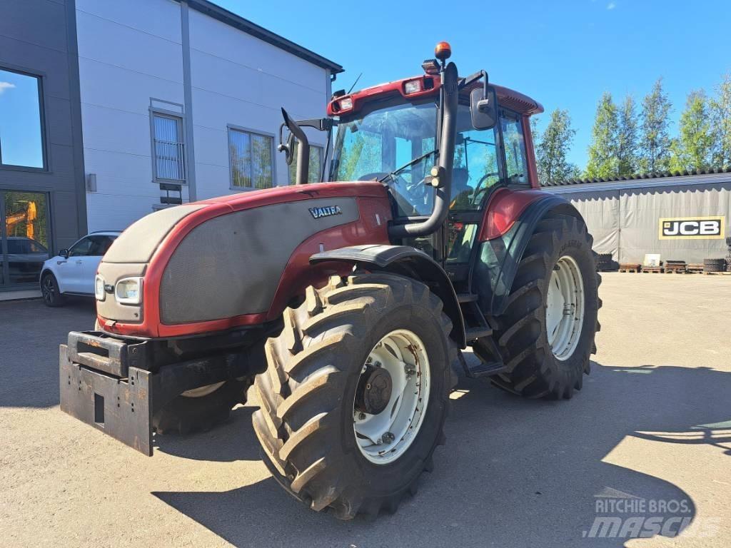 Valtra T 170 Traktoren