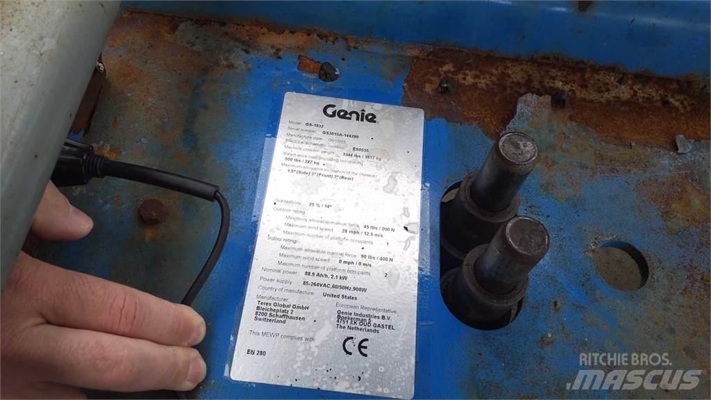 Genie GS1932 Scheren-Arbeitsbühnen