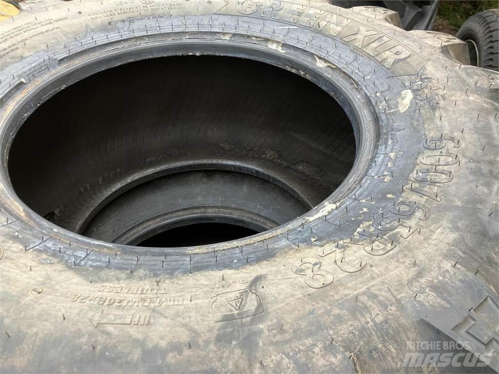 BKT 600/65R28 Reifen
