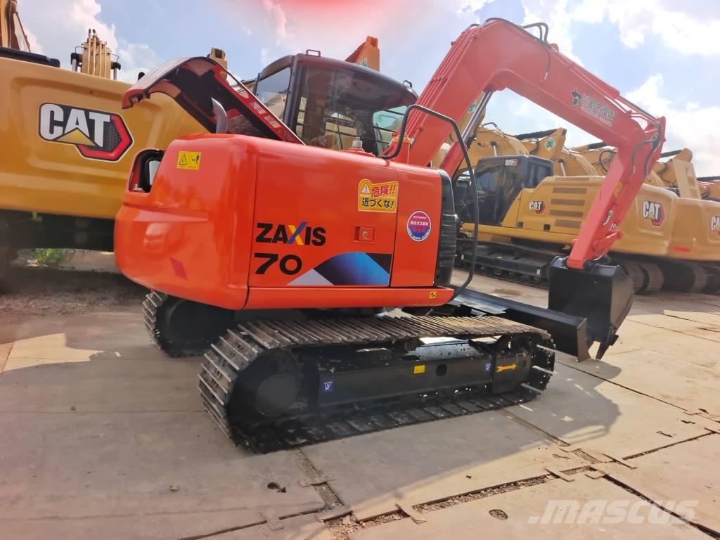 Hitachi Zaxis 70 Midibagger  7t - 12t
