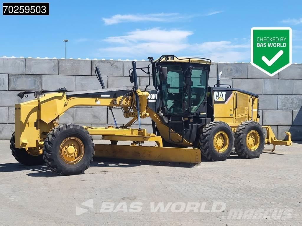 CAT 140M Grader