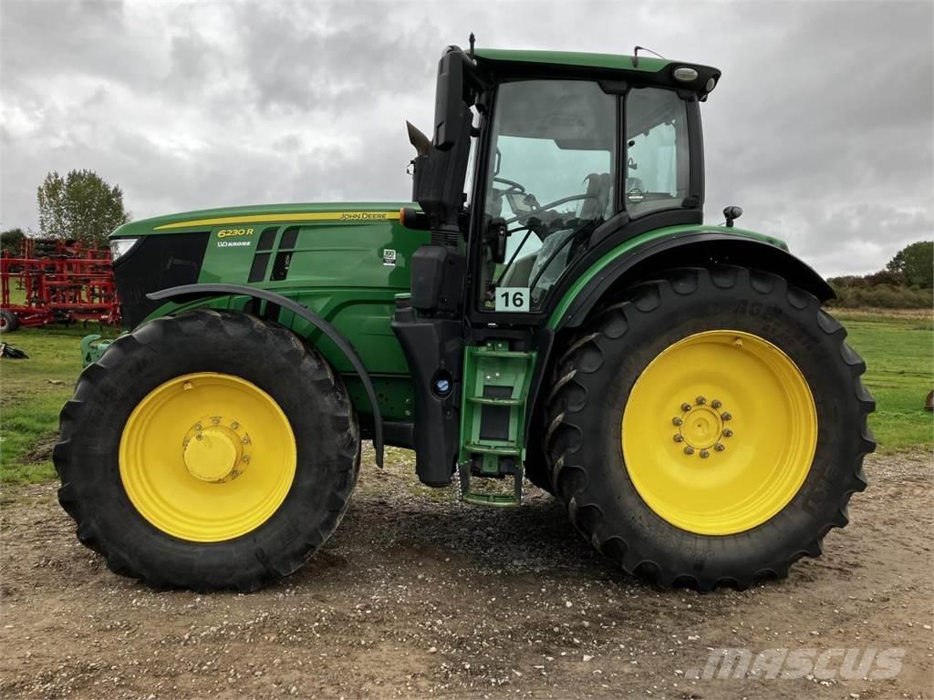 John Deere 6230R Traktoren