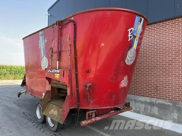 Peecon 26M³ Futtermischwagen