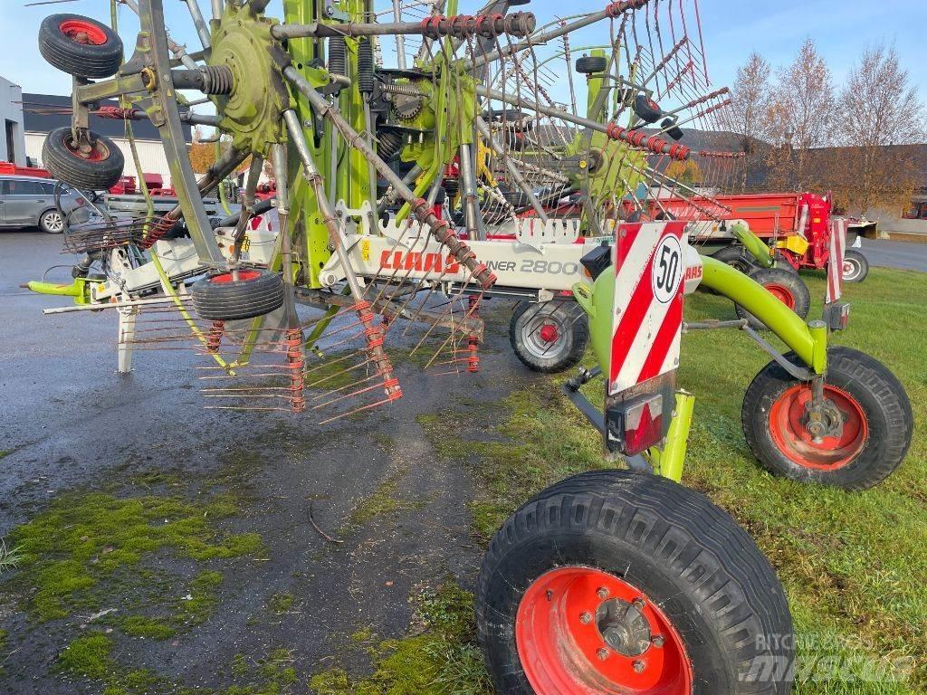 CLAAS Liner 2800 Kreiselheuer/-wender