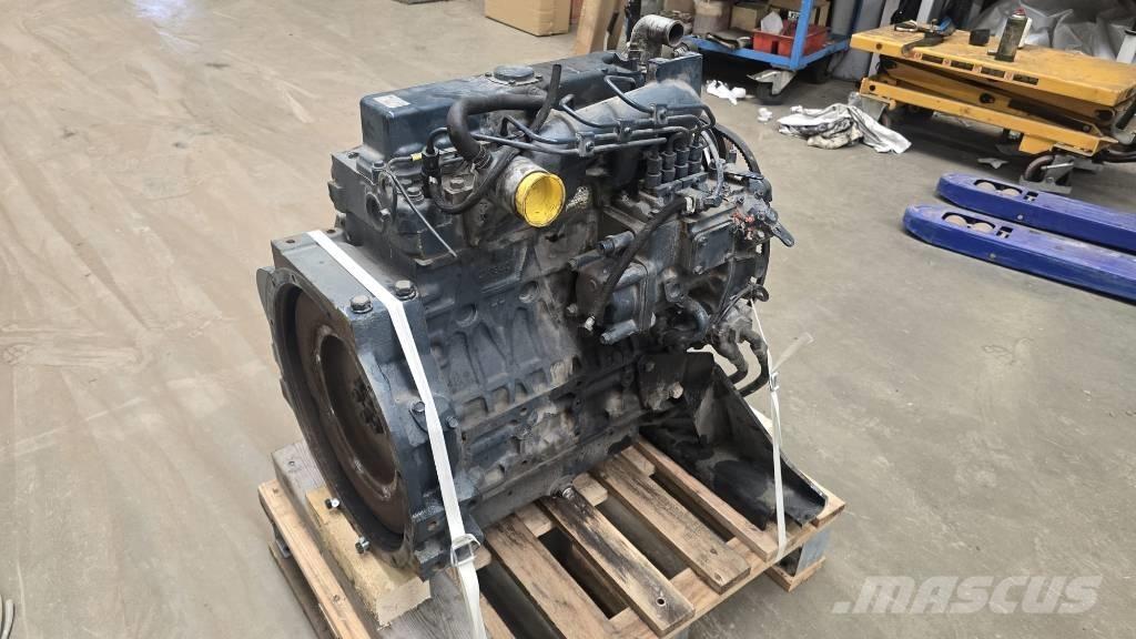 Kubota V 2403 Motoren
