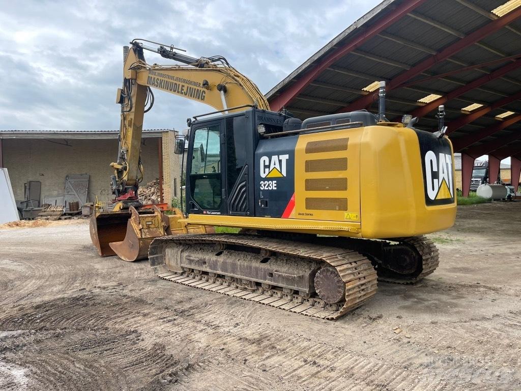 CAT 323 EL Raupenbagger
