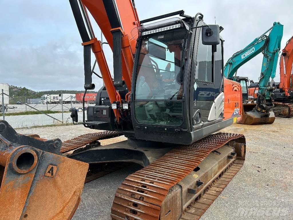 Hitachi ZX 210 LC-6 Raupenbagger
