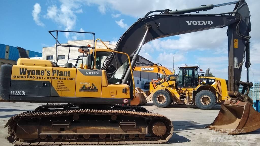 Volvo EC220DL Raupenbagger