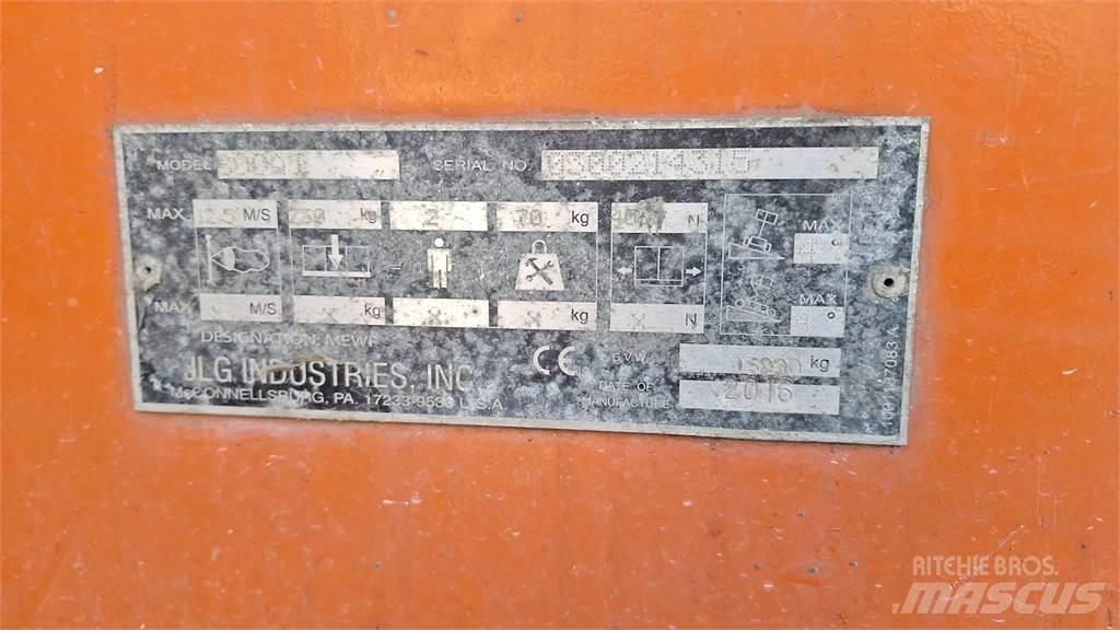 JLG 800AJG Gelenkteleskoparbeitsbühnen