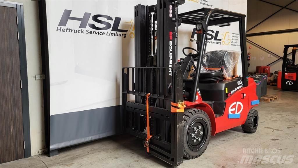  EFL303-S 2025 Elektrische heftrucks