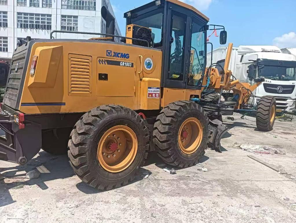 XCMG GR 1803 Grader