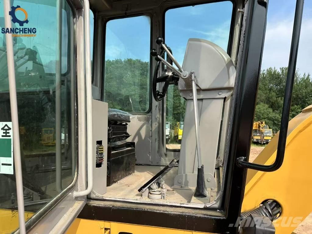 CAT 140K Grader