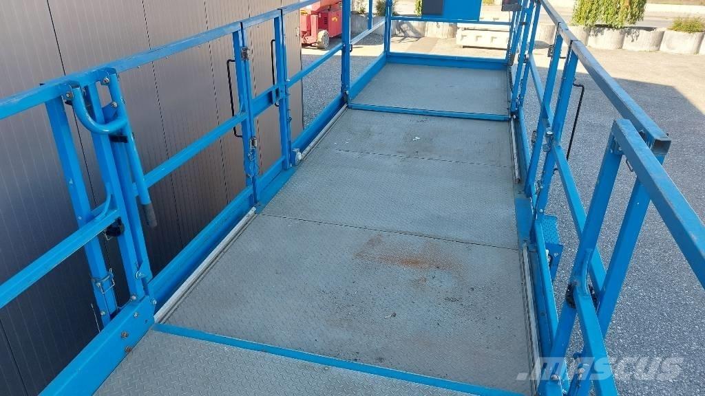 Genie GS 4390 RT Scheren-Arbeitsbühnen